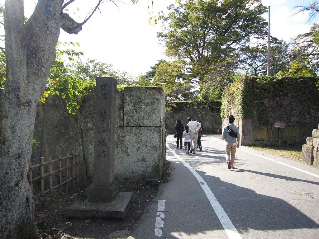 会津若松 鶴ヶ城への入口