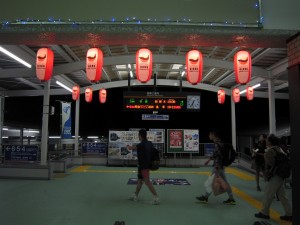 東武日光線 東武日光駅 改札口 左が4・5・6番線、右が1・2番線