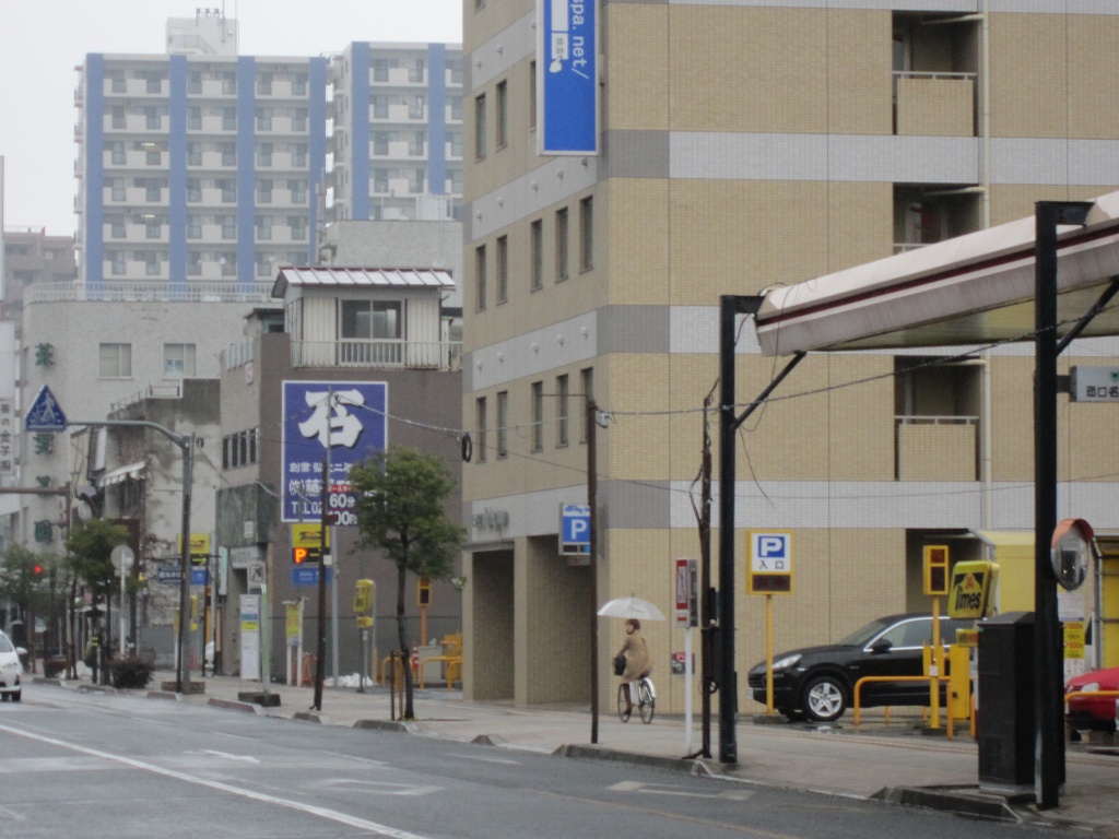 旅行記 群馬県一の繁華街 高崎駅の近くをぶらぶら歩いてみた アイプラス店長 キューティー吉本の自由旅行