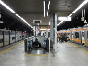 JR中央線 東京駅 1番線・2番線 中央快速線ホーム