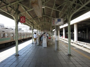 秩父鉄道 熊谷駅 秩父鉄道線ホーム 左が三峰口方面行き 右が羽生方面行き
