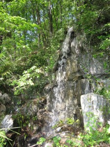 秩父 羊山公園 牧水の滝 滝の本体 実は人口の滝なんだそうです
