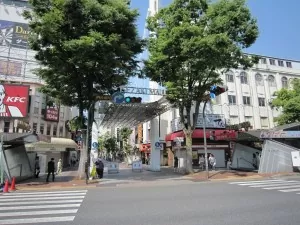 イセザキモール JR根岸線 横浜市営地下鉄線ブルーライン 関内駅側 