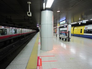 JR京葉線 東京駅 武蔵野線・京葉線乗り場