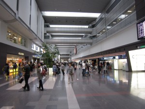 羽田空港 国内線第1旅客ターミナル 南ウィング 2階出発ロビー