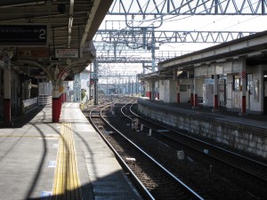 東武伊勢崎線 館林駅 2番線 浅草方向を撮影