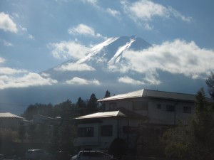 富士急行線 富士山駅 （旧:富士吉田駅） ホームから見える富士山