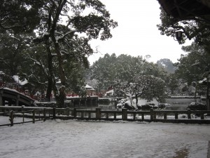 太宰府天満宮 太鼓橋と心字池 この日は大雪でした