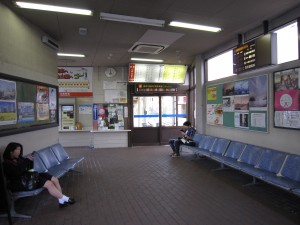 北陸鉄道 石川線 野町駅 駅舎の中の待合室