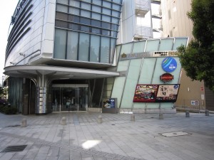 アパホテル 金沢駅前 玄関
