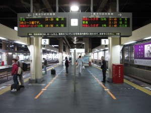 JR北陸本線 金沢駅 1番線・2番線 主に福井・敦賀・米原方面の列車が発着します