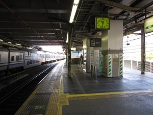 JR成田線 千葉駅 9番線・10番線 主に成田線の列車が発着します