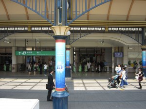 JR京葉線 舞浜駅 南口 改札口 東京ディズニーランドへの最寄り改札口です