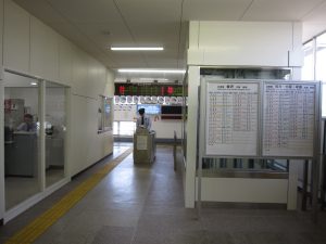 JR北陸本線 芦原温泉駅 改札口 自動改札機はありません