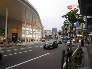 石川県金沢市 片町⇔香林坊 H&Mが立ち並びます