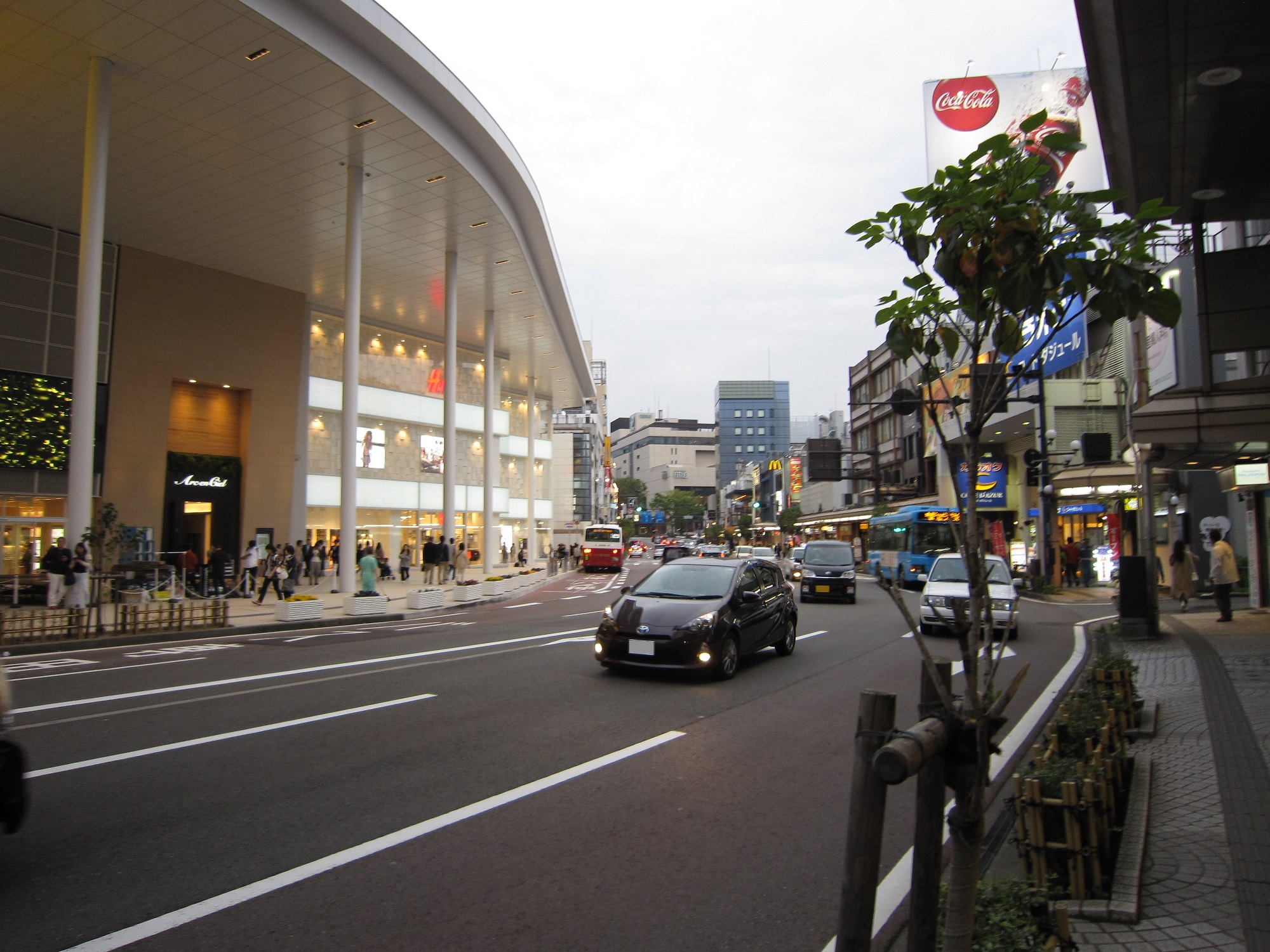 旅行記 金沢の繁華街 香林坊から片町へ歩いてみた アイプラス店長 キューティー吉本の自由旅行