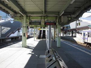 JR東北本線 盛岡駅 6番線・7番線 主に東北本線の列車が発着します
