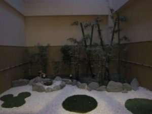 天然温泉 喜盛の湯 中庭