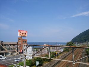 JR日豊本線 東別府駅 跨線橋から見える別府湾