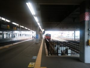 JR宇野線 岡山駅 7番線 主に宇野線で茶屋町・宇野方面に行く列車が発着します