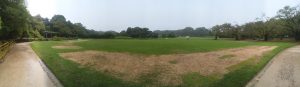 岡山後楽園 芝生のあたりのパノラマ写真