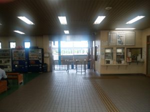 水島臨海鉄道線 倉敷駅 改札口と切符売り場
