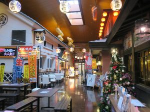 大江戸温泉物語 浦安万華郷 館内 食べるところはいっぱいあります