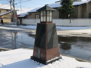 函館 湯の川温泉 特徴のある形の街灯