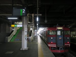 しなの鉄道線 長野駅 2番線 主にしなの鉄道北線で、妙高高原方面行きの列車が発着します