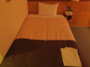 ホテル阪神 シングルルーム ベッド
