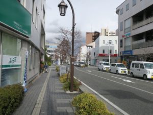 松本 国府町交差点を左折したところ ここは西堀通りです