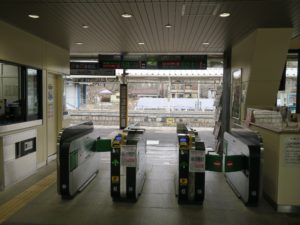 JR常磐線 湯本駅 改札口 Suica対応ですが、東京・上野からSuicaで乗ることはできません