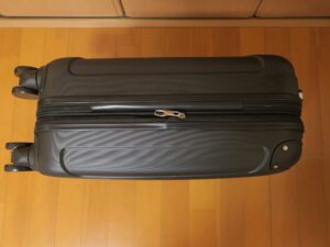 スーツケース KD-SCK 側面 荷物が多くなったら伸ばせる仕組みです