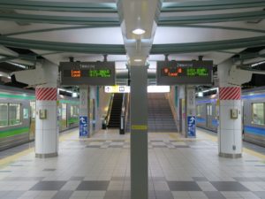 JR仙石線 あおば通駅 1・2番線 どちらも東塩釜・松島海岸・高城町・石巻方面に行く列車が発着します