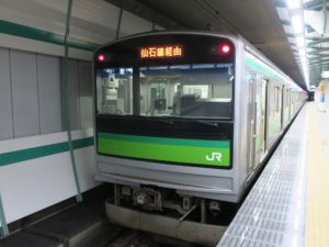 JR仙石線 205系 前面 あおば通駅にて