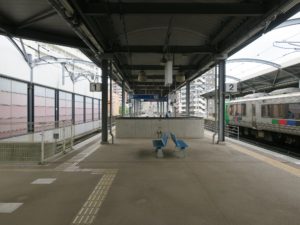 JR佐世保線 佐世保駅 1番線・2番線 主に早岐・諫早・長崎方面に行く 快速列車と普通列車が発着します