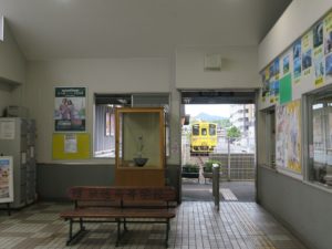 JR筑肥線 伊万里駅 改札口 SUGOCA・Suica等のICカードは利用できません