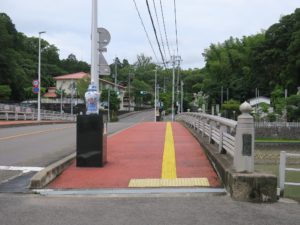 佐賀県伊万里市 幸橋 この橋を渡ると伊萬里神社があります