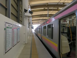 JR白新線 新潟駅 2番線 主に普通列車が発着します