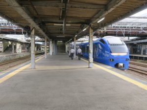 JR男鹿線 秋田駅 3番線・4番線 秋田駅は線区・方向ごとに発車番線は決まっていません