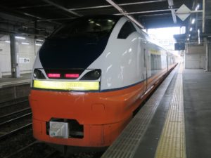 JR東日本 E751系 特急つがる 前面 秋田駅にて