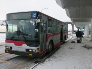 宗谷バス 空港ターミナル停留所 飛行機の発着時間に合わせてバスが出ます