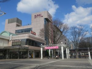 JR東北本線 福島駅 東口 駅ビルとバスターミナル ショッピングモールS-PALがあります