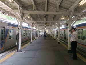 南海高野線 極楽橋駅 1番線・2番線 橋本・河内長野・堺東・なんば方面に行く列車が発着します