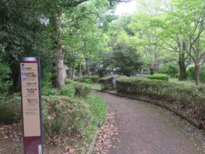 高松塚古墳 入り口と休憩所