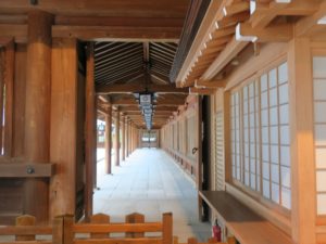 橿原神宮 内拝殿への回廊