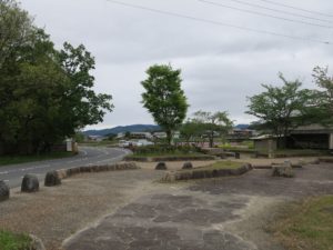 奈良 飛鳥寺への近道 飛鳥寺へはここを右折します