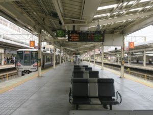 JR阪和線 和歌山駅 2番線・3番線 主に日根野・天王寺・大阪方面に行く列車が発着します