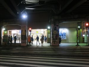 JR大阪環状線 福島駅 高架下にある駅改札口