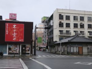 和歌山市 北大通り この先にぶらくり丁があります